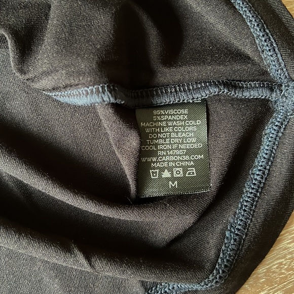 Carbon38 Crop Tank 2.0 - Picture 6 of 7